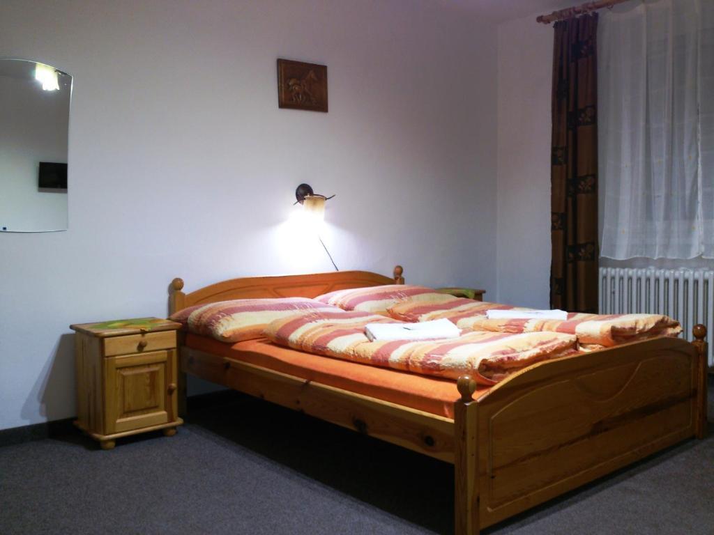 Sunnystreet Guesthouse Stara Lesna Ngoại thất bức ảnh