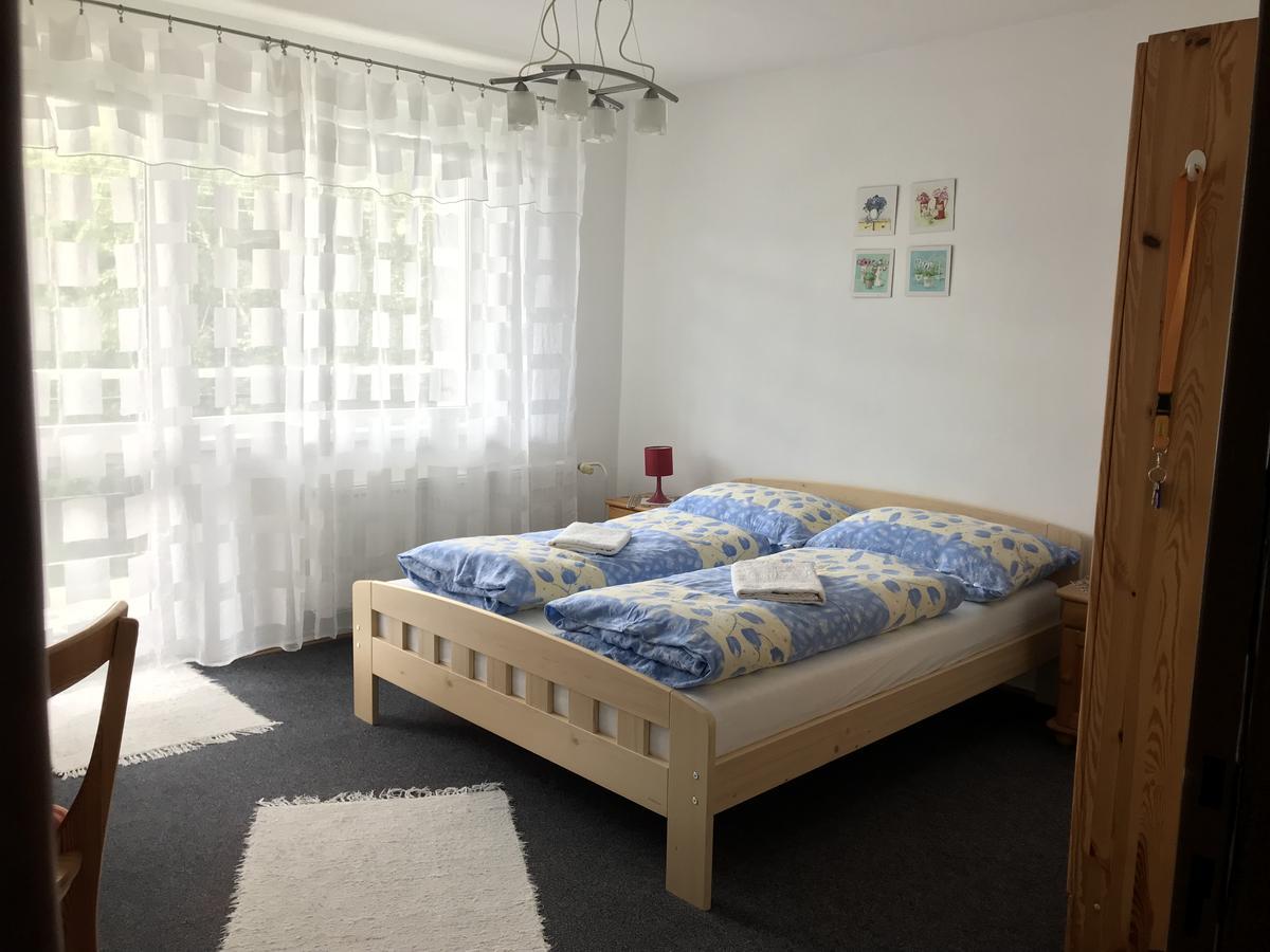 Sunnystreet Guesthouse Stara Lesna Ngoại thất bức ảnh